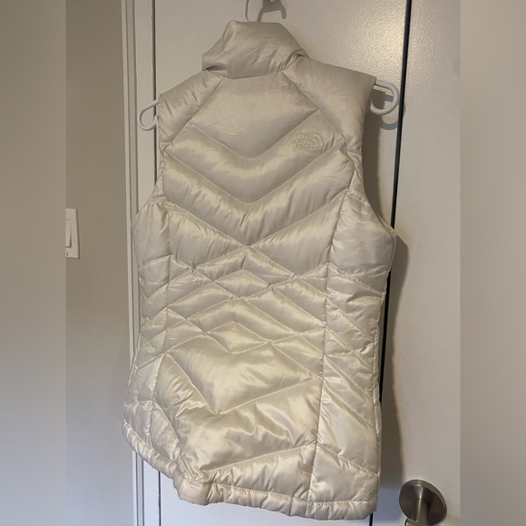 Vintage Pearl North Face Vest (Small) - Picture 4 of 6